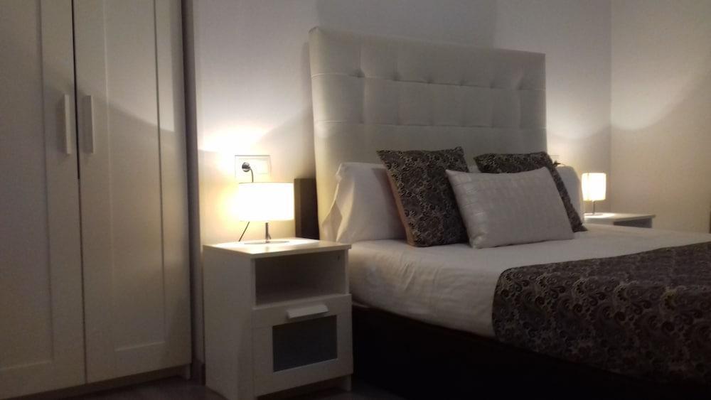 Brustar Sagrada Familia Hotel Барселона Екстериор снимка