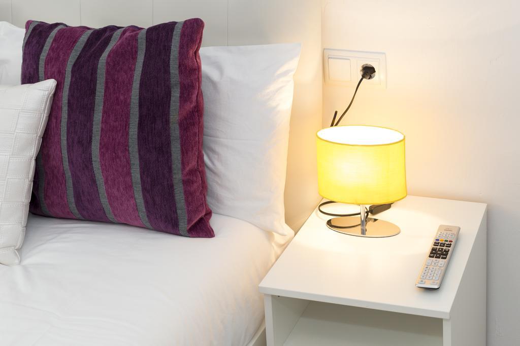 Brustar Sagrada Familia Hotel Барселона Екстериор снимка